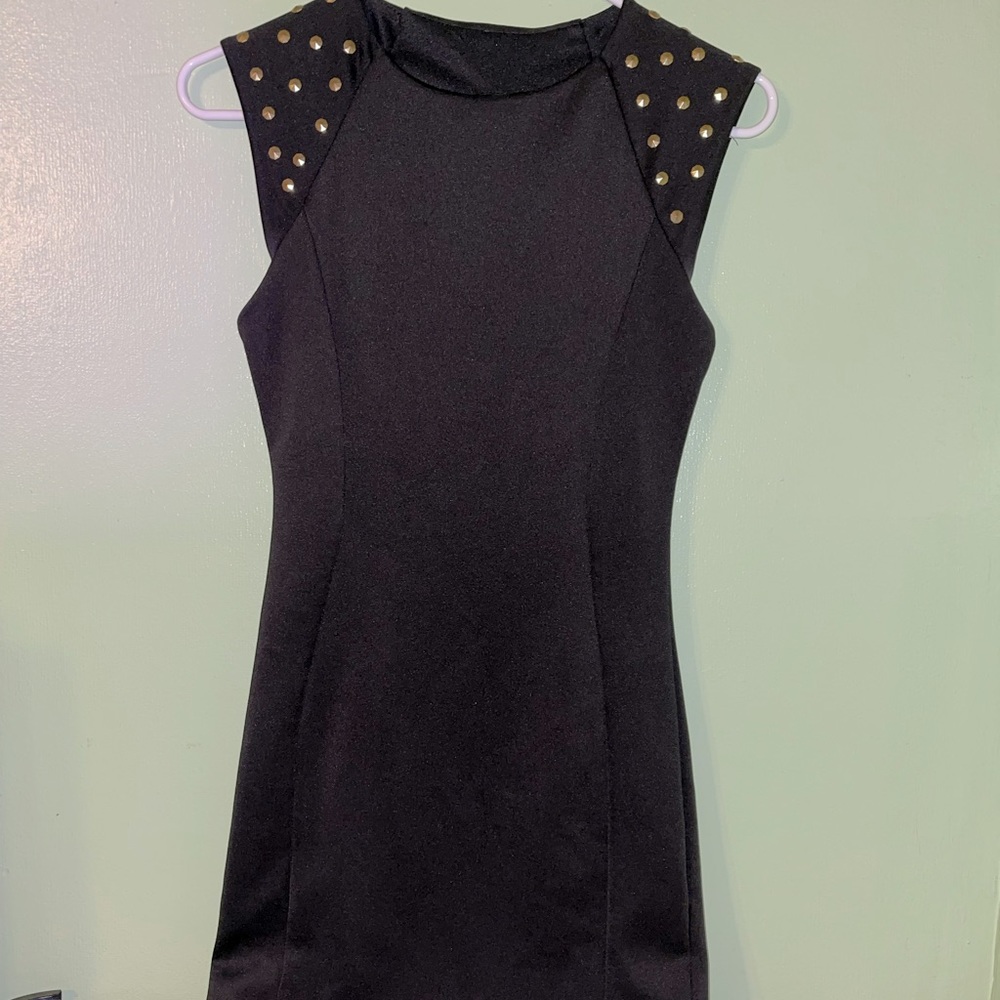 Little black dress.